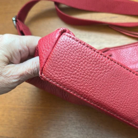 The Sak Red Crossbody Bag with Smooth Leather Finish - Picture 9 of 10